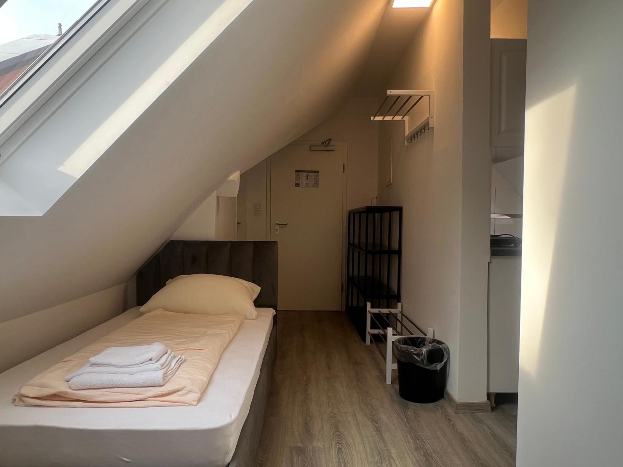 Durmaz Hotel Hannover Exterior photo